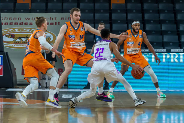 身的积极姿 身的积极姿