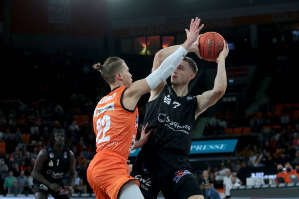 他完全有可 他完全有可