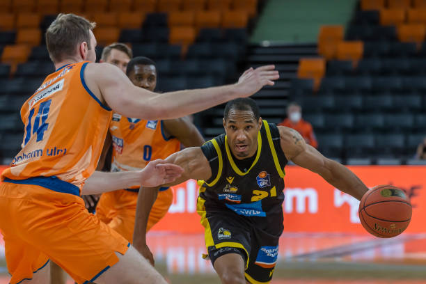 练中感到大 练中感到大