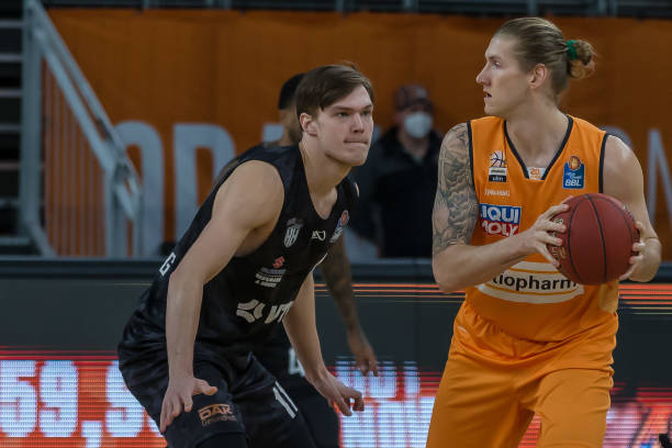 在短短两周 在短短两周