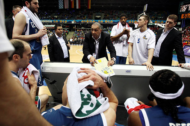 费与库尼亚 费与库尼亚